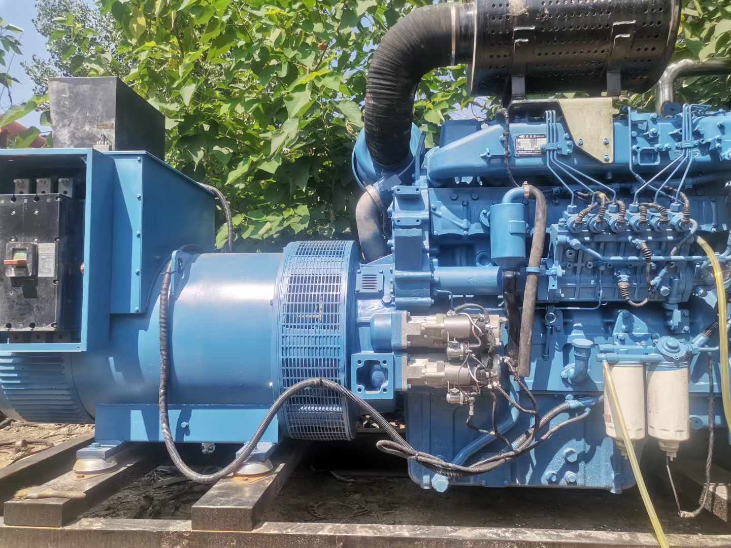 莎车详细说明降低 800kW 柴油发电机输出电流波动的方法