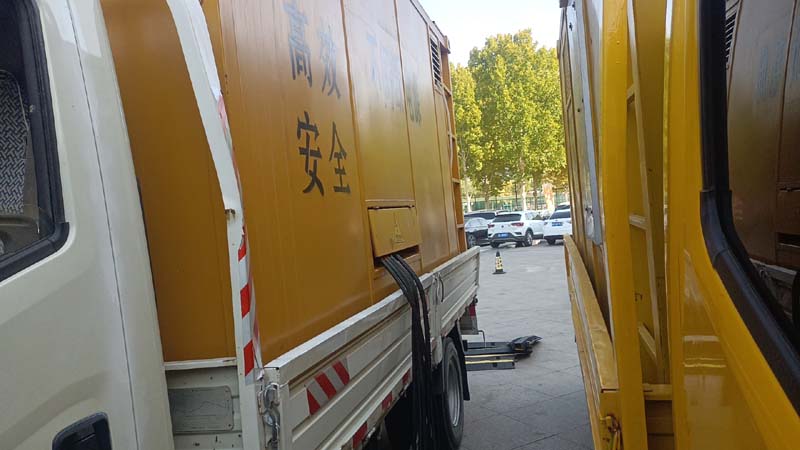 莎车如何判断柴油发电机组和UPS电源的切换时间是否符合要求？