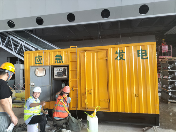 莎车怎样判断空气滤清器是否需要更换？