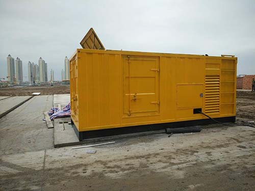 莎车合同中关于乙方责任导致工期延误的赔偿标准应该如何制定？